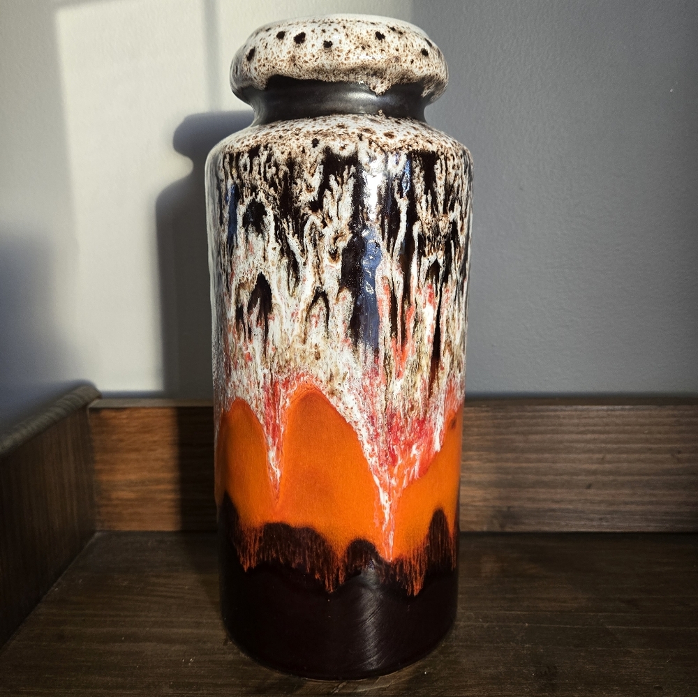 Rare Blue Mountain Pottery Apollo Series Vase 851 Orange & Brown Fat Lava Glaze